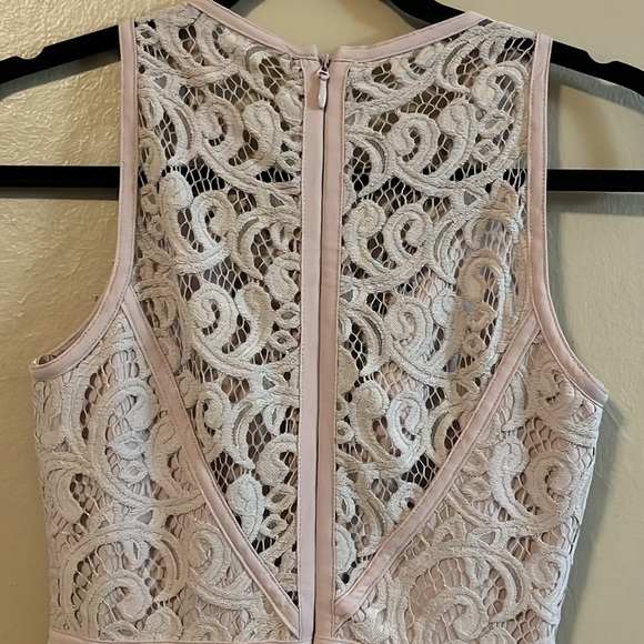 BCBGMAXAZRIA Lavender Sleeveless Lace Asymmetrical Layered Mini Dress 0 - Picture 8 of 16